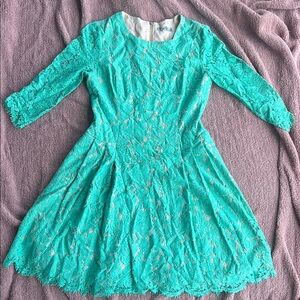 Elegant Turquoise Lace Women’s Dress